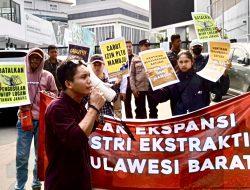 Aksi Geruduk ESDM: Tolak Ekspansi Industri Ekstraktif di Sulawesi Barat
