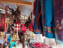 Mama Nova Penggerak UMKM Mamasa, Angkat Tenun Asli Daerah dengan Dukungan Diskuperindag